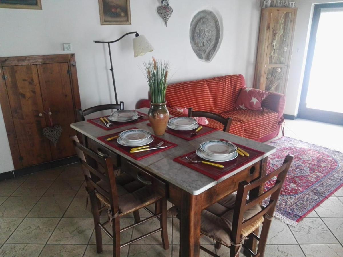 ドルチェード Casa Davideヴィラ エクステリア 写真